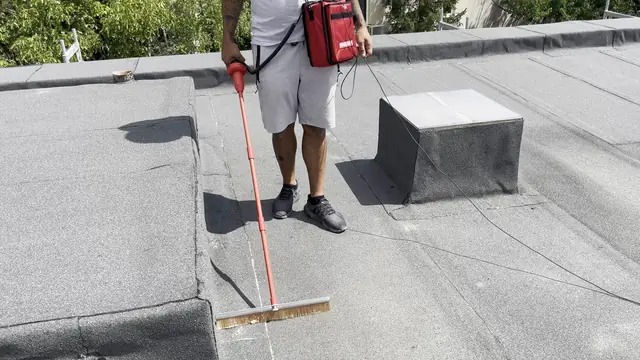 Műszeres szivárgáskeresés bitumenes lapostetőn